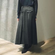 ザ ショップ ティーケー(THE SHOP TK)のフラップタックスカート【洗える】