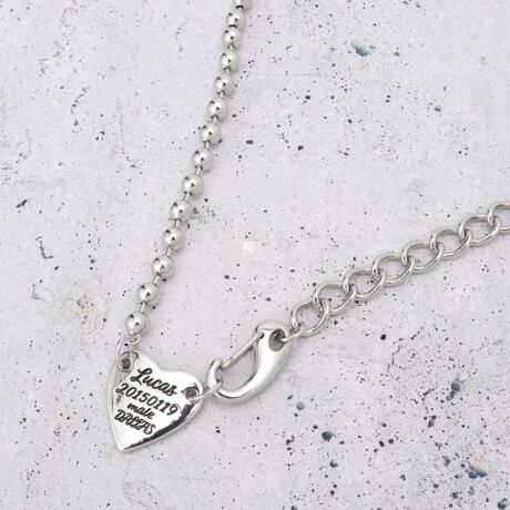 [^ԁF04004325]yfUCfBe[zn[gɍ󂪂ꂽ`[tL[gȃANZgƂȂlbNXłB2ނ̃`F[gݍ킹AVg[fUCAIœ̂郉CoA_ő݊܂By߃|CgzEn[g`[t̍󂪂肰ȂA킢炵Əi𗼗BEAVg[ȃ`F[gݍ킹ɂAVvȃX^CɃANZgvXBEPiłÃANZT[ƃC[hĂALV[ől̃JWAtH[}ɂ킹₷ACełBƖ̊֌WɂAۂFČꍇ܂B܂Ap\REX}[gtHȂǂ̊ɂA኱iƉ摜̃J[قȂꍇ܂B