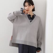 【体型カバー】ゆったり サイドスリットニット