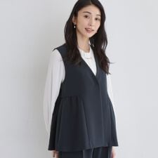 【通勤・セレモニー】ダブルクロス ペプラムジレセットアップ可