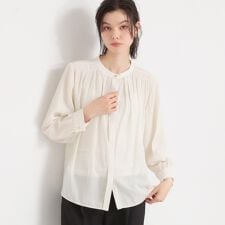 【通勤にもセレモニーにも】ヴィンテージサテンギャザーブラウス