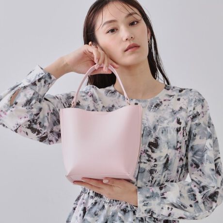 [^ԁFC7112039]2WAYdlIoCJ[~jTCYnhobOEƂ\ʊ̍fނgpElȃX^COɍ킹₷ꂢ߃VvfUCE{̃TCh̔zFfUCVNȈہEO\ȃOV_[t2WAYdlEOV_[͎₷ɒ߂\E|PbgtŁAו̎dɕ֗  |PbgF1yJ[WJzCgO[ x u[i511jubN x x[Wi519jsN x AC{[i572jyfUCzLC߃X^COɍ킹₷XbLfUC̃~jTCYnhobOBn̔zFg|CgŁAꂢ߂ȈۂɎdグ܂B|PbgtŁAgѓdbJ[hP[XȂǏ̎[ɕ֗łBO\ȃOV_[t2WAYdlȂ̂ŁApr⃉CtX^Cɍ킹Ďg\łBydlzE|PbgF~1|Pbg聡V_[Xgbvt2WAYdlƖ̊֌WɂAۂFČꍇ܂B܂Ap\REX}[gtHȂǂ̊ɂA኱iƉ摜̃J[قȂꍇ܂Bd:285g