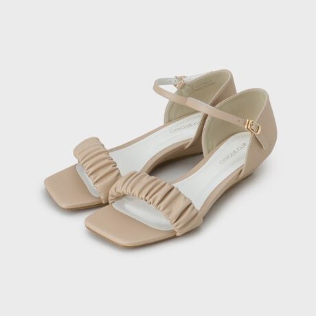 [^ԁFC7122013]t̗lȃMU[xgfUCiȈہIEFbW\[ň芴肫ꂢ߃ANXgbvT_yfUCzEXNGAgD̃ANXgbvT_E悢3cmq[EEFbW\[Ȃ̂ň芴܂BEANXgbvő񂪌Œ肳̂ŕ₷EAbp[xg̓MU[fUCA悭ptB[̂fUCEꂢ߂ȈۂŁAfC[Ɋ􂷂1EƂBfUCȂ̂ŁAʋ΂Ȃǂ̂ꂢ߃X^CɂtBbgE\bNXƍ킹R[f߂ŁAONOFF킸g₷ACeyfށzĉX[X̍vgpB~ɂ͒ᔽNbV~Ă₷łBƖ̊֌WɂAۂFČꍇ܂B܂Ap\REX}[gtHȂǂ̊ɂA኱iƉ摜̃J[قȂꍇ܂Bd:03(24.0~24.5cm)Б190g