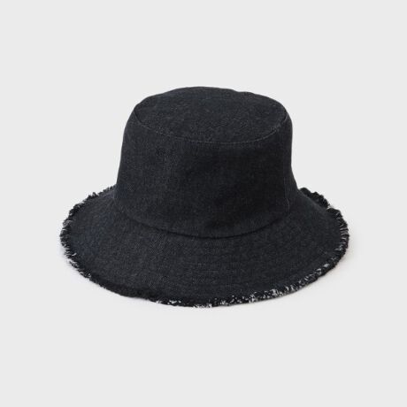 [^ԁFC7152005]tWł񂪃ANZg̃fjnbgyfUCzJWAŗVѐSڂ̃fjoPbgnbgBtWfUCIŁAǂȃX^CɂANZgANV[͋Co܂ByȂ|CgzTVcfjWPbgƂ̃R[fBl[gŁAJWAbNy߂܂B܂AhXXJ[gɍ킹āAJWA_EX^C߂łBƖ̊֌WɂAۂFČꍇ܂B܂Ap\REX}[gtHȂǂ̊ɂA኱iƉ摜̃J[قȂꍇ܂B