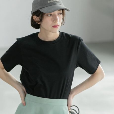 [^ԁF63712208]VN̂悤ɔ炩ȁuVL[X[s}vgpBfނƃVGbgɓOꂵĂx[VbNTVcłByfUCzEfނƃVGbgɓOꂵĂAꖇŃT}ɂȂ悤ɍx[VbNTVcBE^CgɂȂ肷ȂAXbLƂXg[gȃp^[̃{fBɂRpNgȃN[lbNBE͂Ⓑ߂ɐݒ肵Ax[VbNȂJo[͂Aǂ[hȈۂɌ܂邱̃VGbgłBEXJ[gpc܂ŁACłAEgł܂VGbgBEقǂ悢݂ňꖇł₷AWPbgVc̃CɂyfށzEVN̂悤Ȍ򊴂Ɗ炩uSILKY SUPIMAiVL[X[s}jvgpĂ܂BEAJY̒Ȃł󏭂SUPIMA COTTONiX[s}RbgjgpBE}[ZCYhHƂȉH邱ƂŁA芊炩Ŕ\ʂɎdグJbg\[fނłBEX[X҂݂ɂ邱Ƃœ}AVɂȂɂfފŃC[W[PA\Ȃ̂ꂵ|CgłBEڐG⊴AUVPA@\t̐íAz̎OiUVjʂɂ܂B̌ʂ͉ivIł͂܂BƖ̊֌WɂAۂFČꍇ܂B܂Ap\REX}[gtHȂǂ̊ɂA኱iƉ摜̃J[قȂꍇ܂B