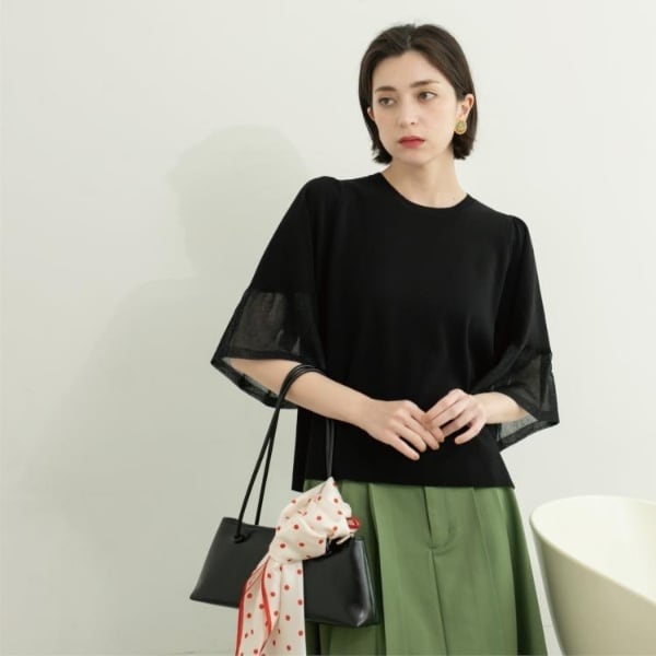 【新品タグ付き】Ellie フレアスリーブタートルニット　BLACK フレアスリーブパールハイネックニットトップス[k9328f