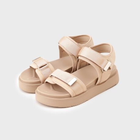 [^ԁFC7122020]tH܂ŗITCY\ň芴̂T_SnɂtbgxbgT_BTCY\ȃxgzĂAƍbxg2Œ\őɂ҂tBbg܂BǴAbxg̕𑾂āA芴Ă܂Be[vxg̑ɓ镔́AW[WxނŐ؂ւđǂĂ܂Btbgxbg͌yʂŋȐ悭AԂ肪ǂ̂ŕ₷łBIȃ^p[cgŏivXAJWAɂȂ߂ȂlۂۂɎdグ܂BJ[́ALX^COɍ킹₷x[VbN2FWJBf͂A\bNX킹R[fŏH܂ŗĂ܂BƖ̊֌WɂAۂFČꍇ܂B܂Ap\REX}[gtHȂǂ̊ɂA኱iƉ摜̃J[قȂꍇ܂Bd:Б385g(TvTCY)