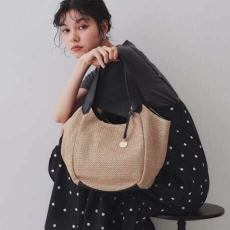 [^ԁFC7112057]tẴ[h߂Ăiꂢ߃g[gobOEّfނgݍ킹邱ƂŐȂꂢ߂ȈہEg[gobOfUCŃ}`tȂ̂Ŏ[͂܂E500mlybg{gl܂TCYE|PbgA̎[ɕ֗Ȃ̂|CgyfUCz{͎̂GނgpA蕔ȂǕIɍfނgpĂ܂Bّfނ𕔕Iɑgݍ킹ďtĂ炵ȈۂȂC߂ȈۂL[vACełB}`tȂ̂ŁAڈȏɎ[͂܂B500mlybg{g܂TCYŁA|Pbgtŏ̎[ɕ֗Ȃ̂|CgłBiȈۂ̃ACeȂ̂ŁAJWAX^COłȂꂢ߃X^COɂ킹₷tĂɂ߂̃obOłBydlzE|PbgF~3 O~1Ɩ̊֌WɂAۂFČꍇ܂B܂Ap\REX}[gtHȂǂ̊ɂA኱iƉ摜̃J[قȂꍇ܂Bd:320g