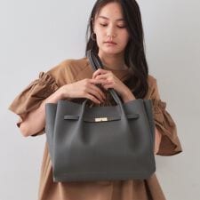 【軽量A4サイズ対応通勤対応】フロントベルトデザイントートバッグ