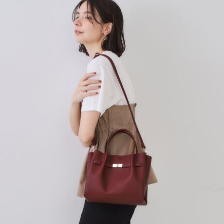 [^ԁFC7114001]2WAYdlꂵI{̑OʃxgfUC̃~hTCYg[gobOEyʍfނgp~hTCYg[gobOELYڗɂʂ̂VNgpE{̏㕔̃xgfUC肰Ȃ|CgE}`t500mlybg{g͖薳܂TCYEO\ȃV_[Xgbv͒߂\E|PbgAו̎dɕ֗yfUCzʋΑΉ\ȏiȈۂ̃~hTCYg[gobOBʂăLYڗɂVNgpBJ̓}OlbgdlŁA}`tȂ̂Ōڈȏ̎[͂܂B{̒㕔ɔzxgfUC肰Ȃ|CgŁAS̓Iɂꂢ߂ȈۂɎdグĂ܂BV_[Xgbv͎O\A߂\ŁAgłD݂̒ɒ߂܂B|PbgtŁA̎d֗Ȃ̂|CgłBydlzE|PbgF~32WAY500mlybg{g[\ȂȂߊ|\|\ʋΑΉƖ̊֌WɂAۂFČꍇ܂B܂Ap\REX}[gtHȂǂ̊ɂA኱iƉ摜̃J[قȂꍇ܂Bd:350g