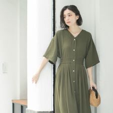 シャーリングフィット＆フレアワンピース【洗濯機洗い可】