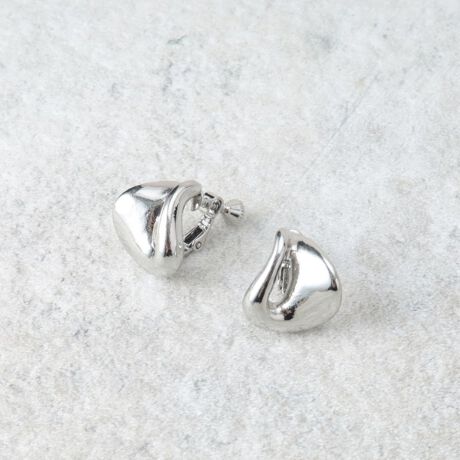 [^ԁFC7134502]V[I΂płjAXhbv`[t̃COyfUCz悢傫ŃV[I΂Ȃhbv^̃^COB˂Ȃ̂Ŏ̎ԂɂTCY𒲐łACełBVvȂɑ݊fUCByȂzVvȂ̂łǂȃV[łg₷ACeB傫悭AigIP[W܂Ŏgp֗ACełByJOEpOɂmFzq̊ϓ_Aꍇɂĕԕif肷邱Ƃ܂B炩߂BƖ̊֌WɂAۂFČꍇ܂B܂Ap\REX}[gtHȂǂ̊ɂA኱iƉ摜̃J[قȂꍇ܂B