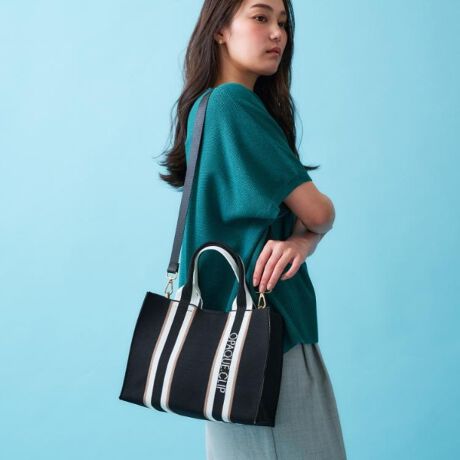 [^ԁFC7114012]Cnh̔zFg|CgION^OFFg~hTCỸjbgg[gobOE{̂̓jbgfނgpEnh̓CfUCŁAJ[̃RgXg|CgEO\ȃV_[Xgbvt2WAYdlEV_[Xgbv͏iȌ̂De[vfނgpA\Ȃ̂|CgE500mlybg{g[\ŁA}`tŎ[͂AוSȃTCYECobOƂĂ͂ATuobOƂĂ߂łfނŃ~jV_[iC71|14011jA4TCYg[giC71|14013ĵ܂B2WAYdlȂȂߊ|\|\500mlybg{g[\Ɩ̊֌WɂAۂFČꍇ܂B܂Ap\REX}[gtHȂǂ̊ɂA኱iƉ摜̃J[قȂꍇ܂Bd:330g