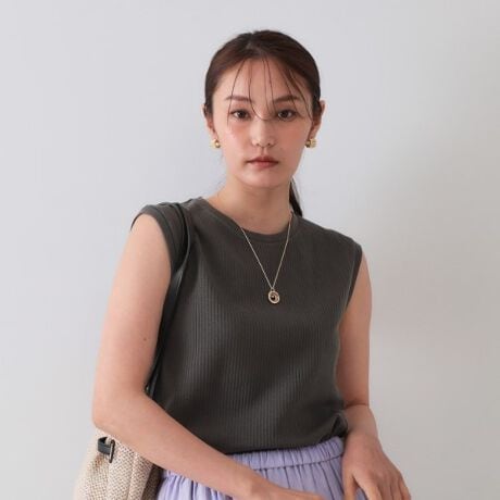 [^ԁF63712250]Ƃۂ̃m[X[u|CgICi[ɂ߂̃VvȃuJbg\[yfUCzEƂۂŒȂAm[X[ũuJbg\[ElbNƃA[̓tCX҂݂̃_utgpŁAVvȂꖇł܂ɂȂfUCłBEVvȃfUCȂ̂ŁAꖇł͂VcJ[fBK̃Ci[ɂœKBEL~s[XTybgȂǂ̃Ci[ɍ킹̂߂łByfށzEGIZAiMUjRbggpuJbg\[BEGIZARbgȂł͂́A_炩Ȃ₩ȔGƁAقǂ悭򊴂̂ǎȑfފ|CgłBE܂A|E^a邱ƂōXgb`ƈ萫̂Jbg\[ɂȂĂ܂BGIZAiMUjRbg̐íAGWvg璊oꂽMURbggpĂ܂BiȌ򊴂Ə_˔fނłBƖ̊֌WɂAۂFČꍇ܂B܂Ap\REX}[gtHȂǂ̊ɂA኱iƉ摜̃J[قȂꍇ܂B