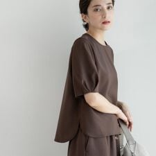 ラメストライプタックスリーブブラウスセットアップ可【洗濯機洗い可防シワ吸水速乾】