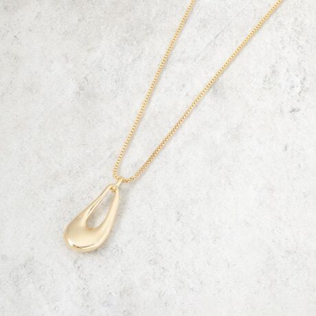 [^ԁFC7134129]yfUCz^̃^`[AVvȃtHɉ؂₩vXfUCB2WAYdlŃAWy߁AV[Cɍ킹ĈقȂ\邱Ƃł܂ByȂ|CgzTVcuEX̏ɂƍ킹΁AJWAȃX^CiグBfC[[X͂Aʂȓ̃R[fBl[gɂ҂łB2WAỸAWAt@bV̕LĂ邱Ƃł傤BƖ̊֌WɂAۂFČꍇ܂B܂Ap\REX}[gtHȂǂ̊ɂA኱iƉ摜̃J[قȂꍇ܂B