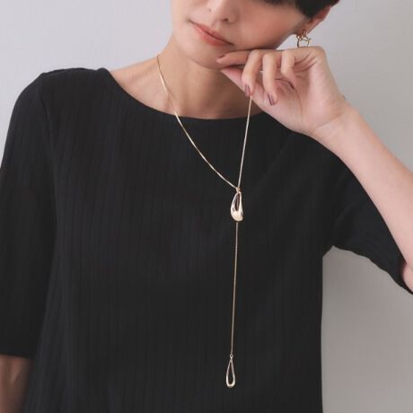 [^ԁFC7134129]yfUCz^̃^`[AVvȃtHɉ؂₩vXfUCB2WAYdlŃAWy߁AV[Cɍ킹ĈقȂ\邱Ƃł܂ByȂ|CgzTVcuEX̏ɂƍ킹΁AJWAȃX^CiグBfC[[X͂Aʂȓ̃R[fBl[gɂ҂łB2WAỸAWAt@bV̕LĂ邱Ƃł傤BƖ̊֌WɂAۂFČꍇ܂B܂Ap\REX}[gtHȂǂ̊ɂA኱iƉ摜̃J[قȂꍇ܂B