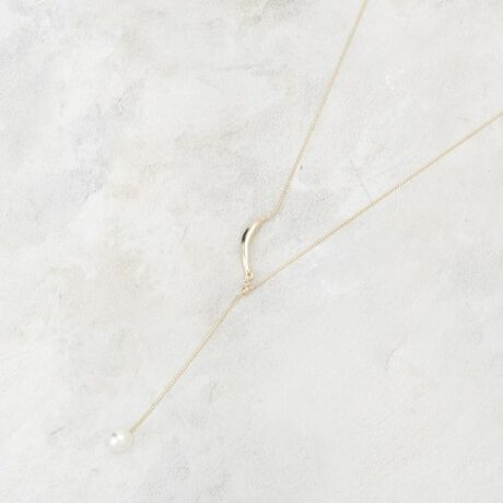 [^ԁFC7134110]yfUCzEƓȌ`̃jAXo[ƏiȃtFCNp[aꂽfUCBXCh̒\ŁAD݂̒Ɏ݂ɃtBbgA񌳂ɌIȃANZg^܂ByȂ|CgzEVvȂsVcuEXɍ킹邱ƂŁAjAX̂X^COBfjX^C⃏s[X̃ANZgƂĂ}b`ÃR[fBl[gw؂₩ɉo܂Bd˕t邱ƂŁAgh߂X^CyނƂ\łBƖ̊֌WɂAۂFČꍇ܂B܂Ap\REX}[gtHȂǂ̊ɂA኱iƉ摜̃J[قȂꍇ܂B