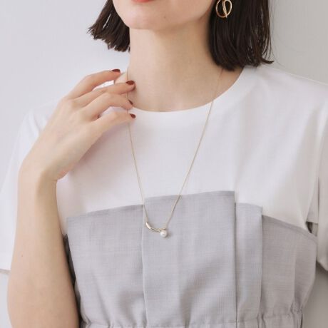 [^ԁFC7134110]yfUCzEƓȌ`̃jAXo[ƏiȃtFCNp[aꂽfUCBXCh̒\ŁAD݂̒Ɏ݂ɃtBbgA񌳂ɌIȃANZg^܂ByȂ|CgzEVvȂsVcuEXɍ킹邱ƂŁAjAX̂X^COBfjX^C⃏s[X̃ANZgƂĂ}b`ÃR[fBl[gw؂₩ɉo܂Bd˕t邱ƂŁAgh߂X^CyނƂ\łBƖ̊֌WɂAۂFČꍇ܂B܂Ap\REX}[gtHȂǂ̊ɂA኱iƉ摜̃J[قȂꍇ܂B