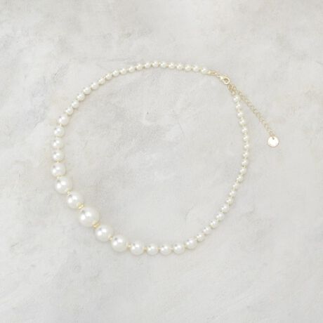 [^ԁFC7134147]yfUCzE召قȂtFCNp[Y~JɔzuꂽfUCŁAꂽGKXo܂B▭ȃoXA񌳂ĂACeBVvȂ݊Aʂȓg܂ŕL􂵂܂ByȂ|CgzEVvȃgbvXhXɍ킹邱ƂŁA؂₩vXăR[fBl[giグBJWAX^CɂAꂽۂ^ȂDƂł܂Bd˕tyނƂŁAghӂX^CRɉo邱Ƃ\łBƖ̊֌WɂAۂFČꍇ܂B܂Ap\REX}[gtHȂǂ̊ɂA኱iƉ摜̃J[قȂꍇ܂B