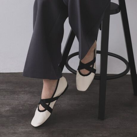 [^ԁFC7124009]芴ƃghAfUC˔fUCoGV[YEb[߂ɃfUCXNGAgD̃oGV[YEb̕ɃNXfUC̃SzĂA芴܂EghfUCȂAVvŏiȈۂłE~ɂ͒ᔽX|WgpAƕ͔n^̃NbVdlőɃtBbgvXE̓W[WfނgpđǍDE\[̓o[fގgpŊɂdlłEfjȂǂ̃JWAR[f͂AXJ[gX^CŊÂ߃R[f̓킹₷fUCłELX^COy߁A\bNX킹X^CO߂łyJ[WJz019FubNn504FAC{[ x ubNzFoGV[Y؂񂱌CtbgV[YƖ̊֌WɂAۂFČꍇ܂B܂Ap\REX}[gtHȂǂ̊ɂA኱iƉ摜̃J[قȂꍇ܂Bd:03(24.0~24.5cm)Б145g