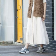 フェイクスウェードプリーツスカート【静電気防止加工洗濯機OK】