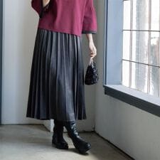 オペークドットクリップ(OPAQUE.CLIP)のフェイクスウェードプリーツスカート【静電気防止加工洗濯機OK】《6colS～LL》