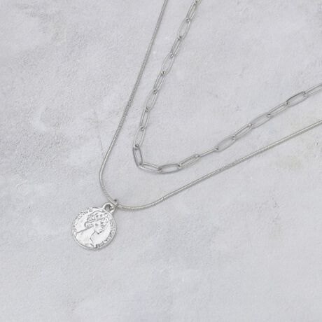 [^ԁFC7134148]2̃`F[ƁAgbvɃRC`[tV[glbNXyfUCzقȂ鑾̃`F[dȂ荇ÅoBRC`[tANZgƂȂAVvȂ݊̂X^C܂ByȂ|CgzVvTVcuEXɍ킹āAJWAȒɂꂽۂvXBItBXx܂ŕL􂵂܂BƖ̊֌WɂAۂFČꍇ܂B܂Ap\REX}[gtHȂǂ̊ɂA኱iƉ摜̃J[قȂꍇ܂B