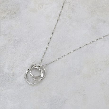 [^ԁFC7134144]ނ̈قȂ郁^ƃrW[̃gvOOlbNXyfUCzقȂ郁^ƃrW[gݍ킹gvOfUCAꂽۂ^܂BVvȂ݊AǂȃX^Cɂ}b`܂ByȂ|CgzVvTVcuEXɍ킹āAJWAȃX^CiグBǂȃX^COɂ킹₷Ԃ̃fUCłBƖ̊֌WɂAۂFČꍇ܂B܂Ap\REX}[gtHȂǂ̊ɂA኱iƉ摜̃J[قȂꍇ܂B