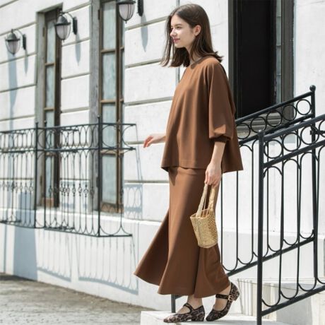 [^ԁFN0254004]gݍ킹RŒ񂵗́IyZbgAbvΉẑVGbg͂̃vI[o[XJ[gyfUCzEVGbg̃gbvXƁAtAXJ[g̃ZbgAbvBEgbvX́ATChɃXbgĂAAEgX^C͂A^bNCȂǂȂꂽȂȂ܂BEgbvX̎̌̃t@Xi[JĒEdlłBEXJ[ǵÃ{[}AiɎdグtAVGbg|CgBEXJ[ǵAEGXgSŐSny`łByfށzEXgb`̌JbgW[[bgfނgpBESn̂W[WfނȂAꂢ߂ɒȂfފłBE}VEHbVułȒPłBƖ̊֌WɂAۂFČꍇ܂B܂Ap\REX}[gtHȂǂ̊ɂA኱iƉ摜̃J[قȂꍇ܂B