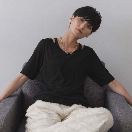 [^ԁF63713014]gh̃C[hX^C1ŊVA[fނ̃fUCvI[o[yfUCzE^NgbvƔvI[o[C[h1łȂꊴofUCvI[o[łBE悭VA[ȃufނAJWAX^CAbvf[gBEeƐłȂĂ̂ŁAȒPɃC[h܂Ah~ɂȂ܂BE߂̑ƏƂ肠TCYoXŁANV[ȑl̒ȂɁByfށzEVA[Ɨ̂郊uJbg\[fށBƖ̊֌WɂAۂFČꍇ܂B܂Ap\REX}[gtHȂǂ̊ɂA኱iƉ摜̃J[قȂꍇ܂B