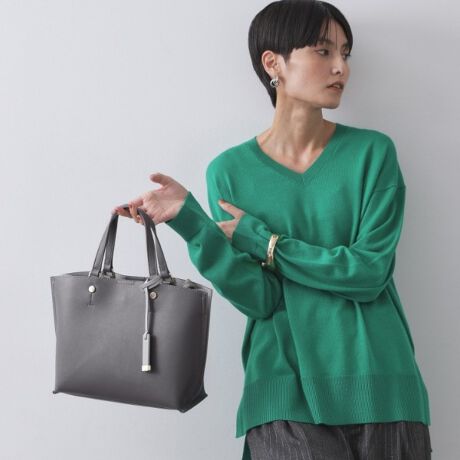 [^ԁFC7114028]lC̖iobOɐVFoI2WAYdlIoCJ[|Cg̃~hTCYg[gobOEƂ\ʊ̍fނgpEʋ΂ɂʊwɂΉ\Ȃꂢ߃VvfUCE{̃TCh̔zFfUCVNȈہEO\ȃOV_[t2WAYdlEOV_[͎₷ɒ߂\E500mlybg{gcɂɂ[́E|PbgAו̎dɕ֗  |PbgF4iA|PbgF2jyJ[WJz`R[O[ x CgO[i514jubN x Jx[Wi519j_[NuE x Ki544jx[W x Cgx[Wi552jx[sN x Ci574jX[Nu[ x Cgu[i892j892J[͈ꕔX܂ECJ[łByfUCzʋΒʊw̃LC߃X^COɍ킹₷XbLfUC̃~hTCYg[gobOBn̔zFg|CgŁAꂢ߂ȈۂɎdグ܂B{̑OɕtĂO|PbǵAgѓdbJ[hP[X͂߂Ƃ̎[ɕ֗ŁA{̒̃t@Xi[ɂ500mlTCỸybg{g[\Ȃ̂|CgłBO\ȃOV_[t2WAYdlȂ̂ŁApr⃉CtX^Cɍ킹Ďg\łBʋΑΉ500mlybg{g[\|Pbg聡V_[Xgbvt2WAYdlƖ̊֌WɂAۂFČꍇ܂B܂Ap\REX}[gtHȂǂ̊ɂA኱iƉ摜̃J[قȂꍇ܂Bd:460g