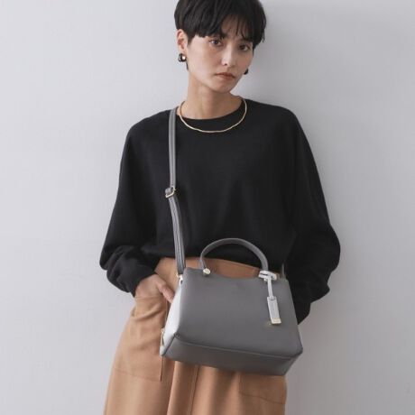 [^ԁFC7114043]lC̖iobO𗎂g[̃J[ŃAbvf[g2WAYdlIoCJ[VNȃ{XgobOEƂ\ʊ̍fނgpEʋ΂ɂʊwɂΉ\Ȃꂢ߃VvfUCE{̃TCh̔zFfUCVNȈہEO\ȃOV_[t2WAYdlEOV_[͎₷ɒ߂\E500mlybg{g[́E|PbgAו̎dɕ֗  |PbgF4iA|PbgF2jyJ[WJz`R[O[ x CgO[i514jubN x Jx[Wi519j_[NuE x Ki544jx[W x Cgx[Wi552jx[sN x Ci574jX[Nu[ x Cgu[i892j892J[͈ꕔX܂ECJ[łByfUCzʋΒʊw̃LC߃X^COɍ킹₷XbLfUC̃~hTCỸ{XgobOBn̔zFg|CgŁAg₷X^COɍ킹₷Fgݍ킹ďiȈۂɎdグ܂B{̑OɕtĂO|PbǵAgѓdbJ[hP[X͂߂Ƃ̎[ɕ֗ŁA{̒̃t@Xi[ɂ500mlTCỸybg{g[\Ȃ̂|CgłBO\ȃOV_[t2WAYdlȂ̂ŁApr⃉CtX^Cɍ킹Ďg\łB500mlybg{g[\|Pbg聡V_[Xgbvt2WAYdl|\ȂȂߊ|\Ɩ̊֌WɂAۂFČꍇ܂B܂Ap\REX}[gtHȂǂ̊ɂA኱iƉ摜̃J[قȂꍇ܂Bd:335g