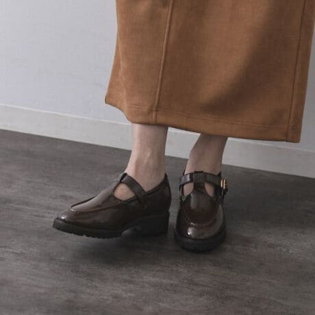 [^ԁFC7124013]TXgbvfUC|Cǧyʃ[t@[V[YEiȌ̂KX̍fނgpEyʂŁAbTXgbvfUC|CgE[hȈۂȂApcɂXJ[gɂ킹₷AlłgC₷iȃfUCłBEV[YXɎgāAC^CcȂǍ킹ACeő̃X^COω𑽗lɊy߂܂BƖ̊֌WɂAۂFČꍇ܂B܂Ap\REX}[gtHȂǂ̊ɂA኱iƉ摜̃J[قȂꍇ܂Bd:03(24.0~24.5cm)Б255g