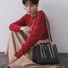 【軽量／2WAY】ラインテープスクエアミドルトートバッグ