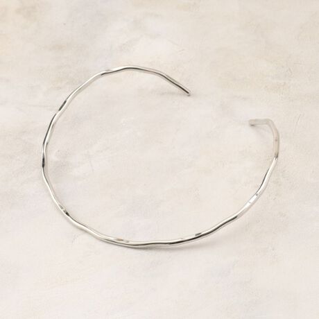 [^ԁFC7134127]ʊ̂镵͋C̃^`[J[yfUCzʂ̂eNX`[Iȃ^`[J[BVvȂ݊Aꂽۂ^AǂȃX^CɂGbW܂ByȂ|CgzVvȃgbvXhXɍ킹āAX^COɃANZg܂Bʂ̃fUC𔽎˂Aтɕ\ς邽߁AʂȃV[ɂ҂łB^̉ʂɂ͌̍܂Ɩ̊֌WɂAۂFČꍇ܂B܂Ap\REX}[gtHȂǂ̊ɂA኱iƉ摜̃J[قȂꍇ܂B