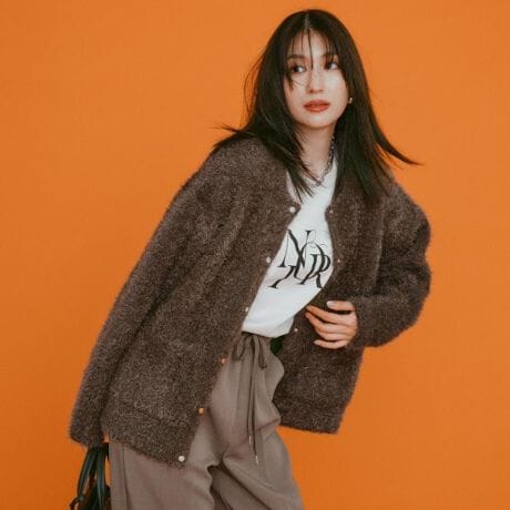 [^ԁF63731002]lC̃VM[_utFCXjbgJ[fBKNoI|PbgtɃo[WAbvAVȃJ[WJVNyfUCzEё̂VM[ƃ|GXe_utFCXŕ҂ݗĂjbgJ[fBKBEAE^[ƂĂA悭Ƃ̂TCYɎdグĂ܂BEVpS[h̃Xibv{^gAJWAȂiȎdオBEɂ邭炢̒䊴ŁAlXȃX^Cɍ킹₷߉HDACełBE֗ȃ|PbgtByfށzE\ɂ͖ё̂VM[fނgAʂɂ͖c݊̂|GXefނ_utFCXɕ҂ݗĂjbgfށBE悭݂̂fފŃAE^[oȂAŷfފ|CgBE}VEHbVułł̂\BydlzE|PbgFO~2Ɩ̊֌WɂAۂFČꍇ܂B܂Ap\REX}[gtHȂǂ̊ɂA኱iƉ摜̃J[قȂꍇ܂B