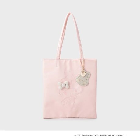 [^ԁFC7194022]MY MELODY 50th Anniversary ~ OPAQUE.CLIP̃R{[V́A}CfB50NjIgiACeIĂ邾ŃNNtFCX^̃LL|[`~jV_[B~[`[t̍fނ̃obÓAfC[gɂ҂IAjo[T[LOʂȃRNVy݂ByfUCzʂɃ}CfB̎hJ{A4TCY[\ȍfނ̃g[gobOB{LLfނɂȂĂAVvȂ؂₩ACeBɂ͏̎dɕ֗ȖDt̃|PbgOɕtĂ܂BO\ȃ}CfB̂^IWi~[`[tBNLOfUC̉Dƃl[tĂ܂B#872J[ECTCgƈꕔX܌J[łBfނŁALeBO~hg[gobOiC71-94020jAВ~jV_[iC71-94021j肪܂By}CfBzȂŖ邢Av̏̃RB󕨂́A΂񂪍ĂꂽA킢BꂳƂɃNbL[Ă̂DBDȐHו́AA[hpEhP[LBydlzE|PbgF~2Ɩ̊֌WɂAۂFČꍇ܂B܂Ap\REX}[gtHȂǂ̊ɂA኱iƉ摜̃J[قȂꍇ܂Bd:260g(TvTCY)