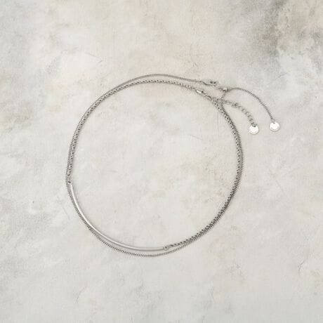 [^ԁFC7134153]傫߂̃o[`F[lbNXƂ̃ZbgACeyfUCzꂽo[ƃ`F[̑gݍ킹AVvȂ݊fUCBd˕tɂœKȍׂ`F[AX^Cɉs^܂ByȂ|CgzVvTVcuEXɏd˂邱ƂŁAꂽۂoBJWAtH[}܂ŁALV[Ŋ􂷂ACełBƖ̊֌WɂAۂFČꍇ܂B܂Ap\REX}[gtHȂǂ̊ɂA኱iƉ摜̃J[قȂꍇ܂B