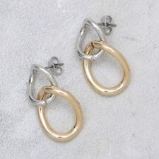 オペークドットクリップ(OPAQUE.CLIP)のメタルリング2連ピアス