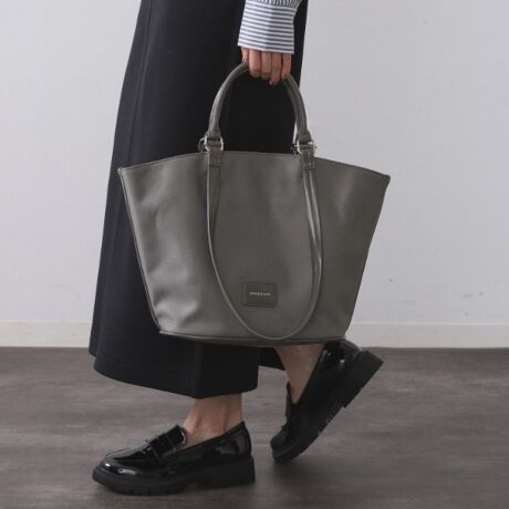 [^ԁFC7114060]gR݁I}`WAYŊpłobOC|[`tg[gobOE{̂̓|GXẽcCfނgpBEg[gobO̎蕔Ȃǂ͏iȌ̂鍇fނgpBE~jV_[p̃Xgbv́A悢򊴂̂De[vgpBE{̂̃g[gobOA4TCYx̑傫ŁA肪22WAYdlBEt̎O\ȃobOC|[`́A|[`ƂĂAOă~jV_[obOƂĂgp܂BE|PbgAו̎dɂϕ֗łBg[gobO|PbgF4iA|PbgF3jobOC|[`i~jV_[obOj|PbgF7iA|PbgF3jA4t@C[fނŁA~hTCYg[gobOiC71|14059jpӂ܂BƖ̊֌WɂAۂFČꍇ܂B܂Ap\REX}[gtHȂǂ̊ɂA኱iƉ摜̃J[قȂꍇ܂Bd:655g