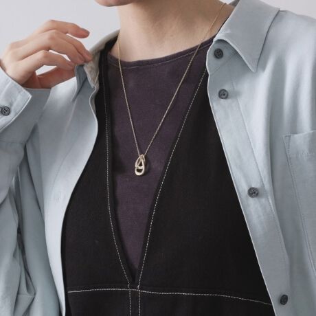 [^ԁFC7134121]hbv^̃^AȂXChlbNXyfUCz2̃hbv^^AȂlbNXBVvȂꂽfUCA񌳂ɃGKgȈۂ^܂ByȂ|CgzVvȃgbvXhXɍ킹邱ƂŁAX^CÕANZgɁBJWAtH[}܂ŁALV[Ŋ􂷂ACełBƖ̊֌WɂAۂFČꍇ܂B܂Ap\REX}[gtHȂǂ̊ɂA኱iƉ摜̃J[قȂꍇ܂B