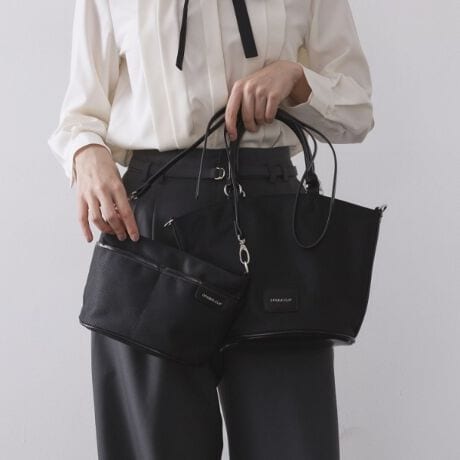 [^ԁFC7114059]gR݁I}`WAYŊpłobOC|[`t~hTCYg[gobOE{̂̓|GXẽcCfނgpEg[gobO̎~jV_[obÕXgbvȂǂ͏iȌ̂鍇fނgpBE{̂̃g[gobO500mlybg{g[\ȑ傫łBEt̎O\ȃobOC|[`́A|[`ƂĂAOă~jV_[obOƂĂgp܂BE|PbgAו̎dɂϕ֗łBg[gobO|PbgF4iA|PbgF3jobOC|[`i~jV_[obOj|PbgF5iA|PbgF1jfނŁAA4TCYg[gobOiC71|14060jpӂ܂BƖ̊֌WɂAۂFČꍇ܂B܂Ap\REX}[gtHȂǂ̊ɂA኱iƉ摜̃J[قȂꍇ܂Bd:485g