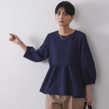 ふくれジャカードペプラムブラウス【洗濯機洗い可】