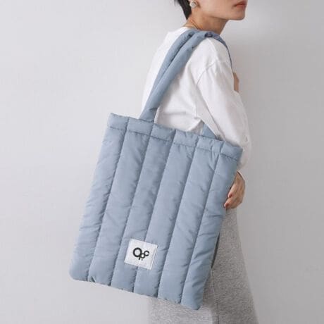 [^ԁFC7114063]yʂA4TCYΉATCYꂵIC͂ATuobOp\RobOƂĂ֗ȃg[gobOE{̂̓XgCvLgH{fނgpBEӂ݁iptB[ĵfނŁAyʂȂ̂ŁAo◷sɂ߁IEA4TCYΉŁA13C`x̃m[gPC[\łBEO\Ȑ^Jri`[tBE|PbgtŁAׂȉו̎dɕ֗łB|PbgF3A4TCYΉyʁƖ̊֌WɂAۂFČꍇ܂B܂Ap\REX}[gtHȂǂ̊ɂA኱iƉ摜̃J[قȂꍇ܂Bd:195g