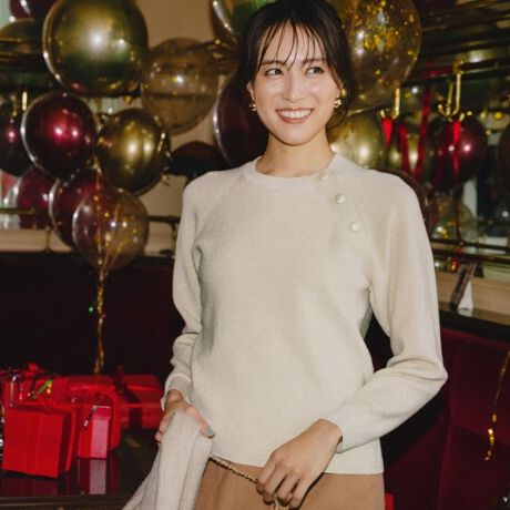 [^ԁF63714019]܌̏{^fUCł肰Ȃ؂₮IfC[Ɋ􂷂Ai߂̃jbgyfUCzERɐĝ痣鏬l҂݂̗pAƂ̂VGbgBE܌ɃVpS[h̃{^tāAANZT[v炸̃|CgɁBE̓udlɂȂĂA₷Kɒ܂BE͒ߕt̂ȂdlȂ̂ŁApcɂXJ[gɂ킹₷fUCłByfށzEэ̍afނgpĂA݂ꂢ߂ɒpłfފBE肰Ȃ߂Aiȃ̎gpBE}VEHbVułȒPłBƖ̊֌WɂAۂFČꍇ܂B܂Ap\REX}[gtHȂǂ̊ɂA኱iƉ摜̃J[قȂꍇ܂B