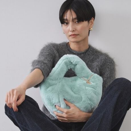 [^ԁFC7114066]H~[h܂tFCNt@[ANZT[oŊy߂V_[obOEfUC̃~hTCYg[gobOBEi؂₩Ȉۂ̖ё̒tFCNt@[gpBEO\ȃOV_[t2WAYdlBE500mlybg{g܂TCYBE|Pbgtŏ̎dɕ֗łByfUCzё̂{[Ղ̃tFCNt@[gp2WAYV_[g[gobOłBO\ȍfނ̃OV_[tŁA2WAYdlȂ̂|CgBVNX^COɍ킹₷J[𒆐SƂ4FWJŁAÂȂ肪ȏH~R[fɃghvX܂B`R[O[ŏnTɂAJuEItzCgŏ_炩GߊoĂA~gO[ŃX^CÕ|CgɂĂBgpƂ2F₨FBւ̃v[gɂ߂łB2WAYtFCNt@[ydlzE|PbgF~1Ɩ̊֌WɂAۂFČꍇ܂B܂Ap\REX}[gtHȂǂ̊ɂA኱iƉ摜̃J[قȂꍇ܂Bd:280g(TvTCY)