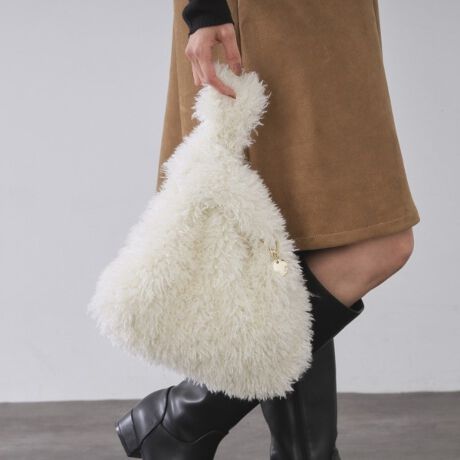 [^ԁFC7114070]ӂӂƖё̒tFCNt@[fނVNȃnhobOE500mlTCYybg{g[\ȃtFCNt@[V_[obOEt@[̃{[yރANZT[õACeEt̃IWi^`[VNȃfUC|CgE|Pbgtŉו̎dɕ֗yfUCzgh̃t@[fBeB[yރtFCNt@[V_[obOBё̒fނVNŁAghȂAX^COɂ킹₷x[VbNJ[𒆐SƂFWJłBJWAX^COɂAp[eB[V[ɂ킹Ă؂€̂ACełBV_[̓S[h^p[czĂA[hvXfUC|CgłB500mlybg{g[\|PbgydlzE|PbgF~1Ɩ̊֌WɂAۂFČꍇ܂B܂Ap\REX}[gtHȂǂ̊ɂA኱iƉ摜̃J[قȂꍇ܂Bd:165g(TvTCY)