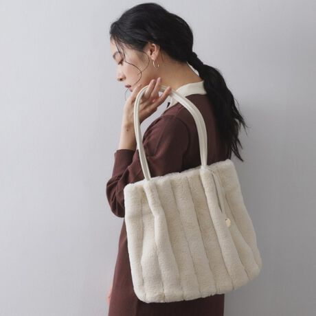 [^ԁFC7114065]lC}`tfUCBAGɐVFǉăAbvf[gIv`vA4TCYΉI{[̂tFCNt@[gpiȈۂ̃IWi`[tg[gobOE{[A炩ȕ̃tFCNt@[gpEcɃLeBO̓fUCVNE͍fނgpāAiꂢ߂ȈہEA4TCYΉ|CgE}`tŌڈȏ̎[́E|PbgtŁAו̎dɕ֗|PbgF1yfUCzH~炵tFCNt@[gpg[gobOBcɓLeBOfUCVNłBv`vłA{[̂tFCNt@[fނgpĂ̂ŏiȈۂō܂BA4TCYΉŃ}`tȂ̂ŌڈȏɎ[͂A|PbgtĂ̂ŏ̎dɕ֗łBG͐VF̃`R[O[ƃ_[NuEǉăghvXĂ܂B͓Fn̍fނgpāA肫ꂢ߂ȈۂłBIWĩ^`[tŁAobÕfUC|CgɂȂ܂BA4TCYΉ|\|Pbg聦Ɩ̊֌WɂAۂFČꍇ܂B܂Ap\REX}[gtHȂǂ̊ɂA኱iƉ摜̃J[قȂꍇ܂Bd:315g