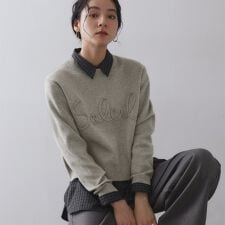 チェーン刺繍ロゴニット【洗濯機OK】